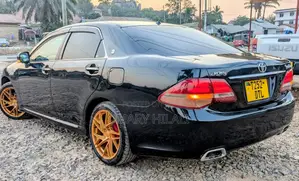 Toyota Crown 2009 Black