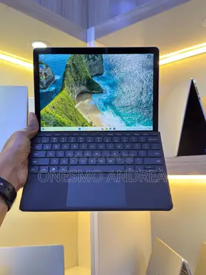 New Laptop Microsoft Surface Laptop 2 8GB Intel Core i5 SSD 128GB