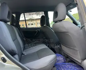 Toyota RAV4 Automatic 2003 Beige
