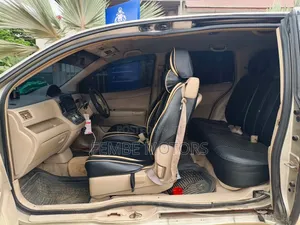 Toyota Raum 2005 Silver