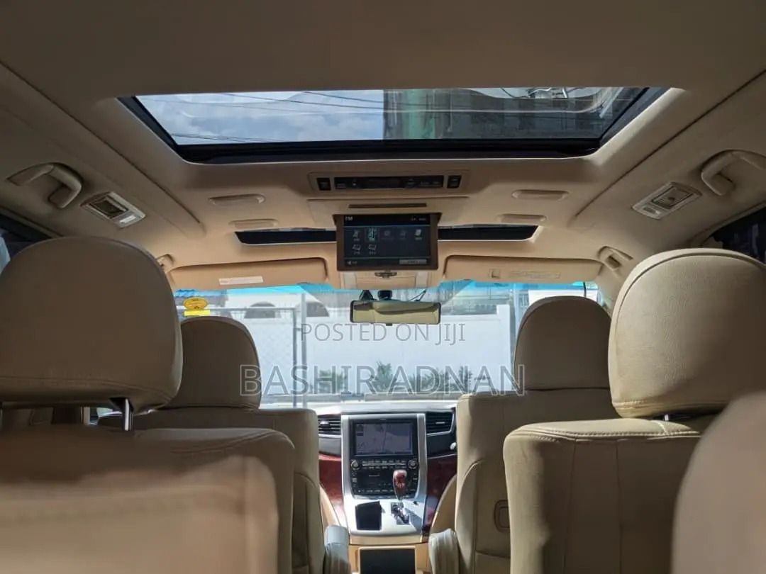 Toyota Alphard 2.4 Petrol FWD 2009 Black