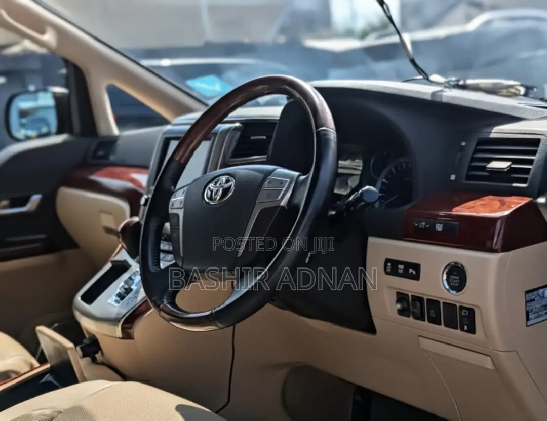 Toyota Alphard 2.4 Petrol FWD 2009 Black