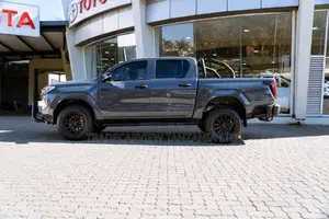 New Toyota Hilux SR (Diesel) 2026 Gray