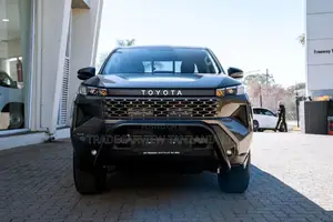 New Toyota Hilux SR (Diesel) 2026 Brown