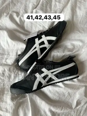 Onitsuka Tiger Mexico 66 Sneaker