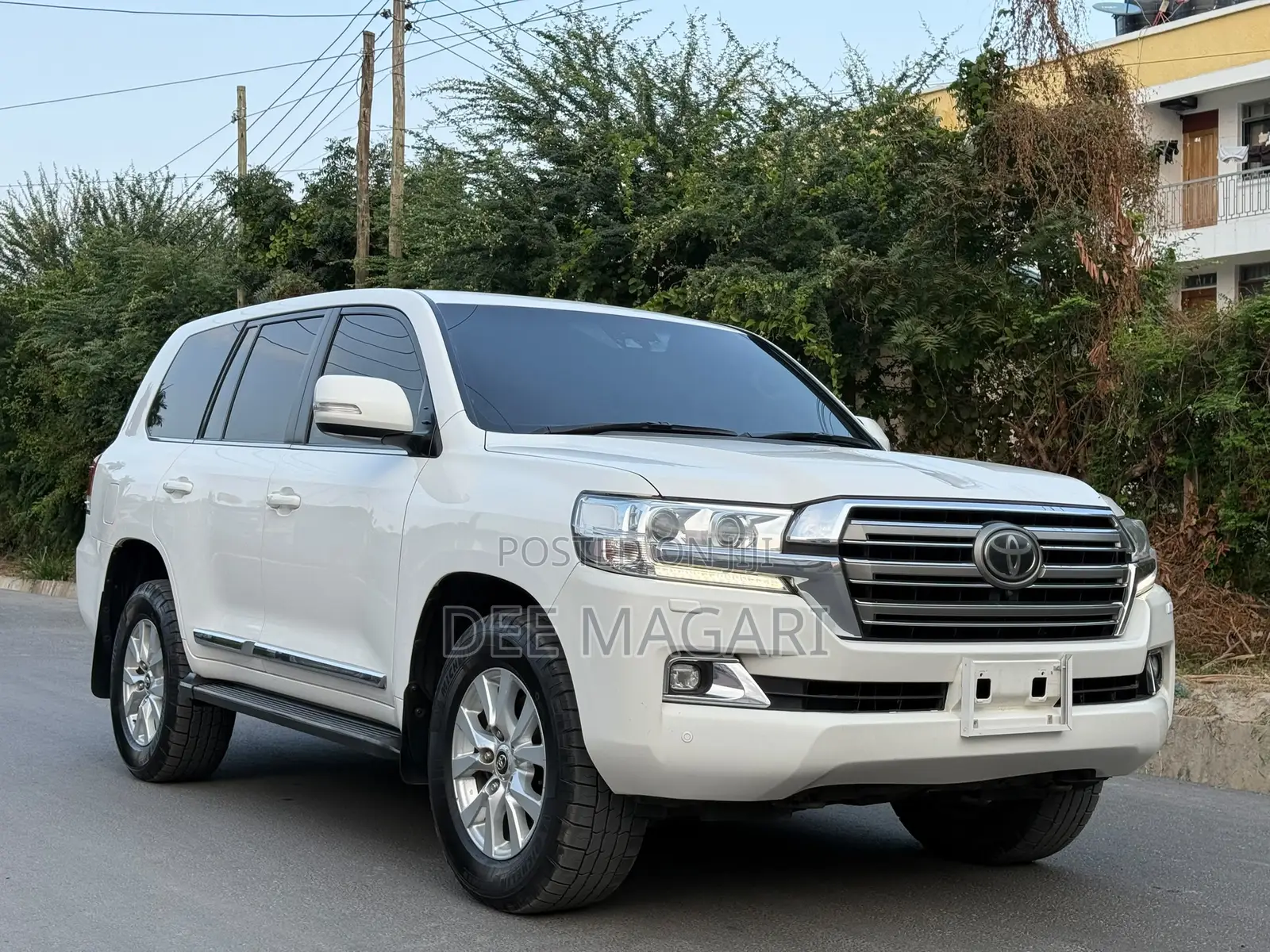 Toyota Land Cruiser 4.6 V8 VXR 2016 White