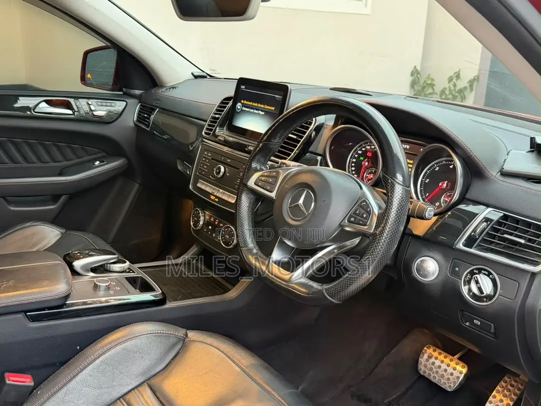 Mercedes-Benz GLE-Class 2018 Red
