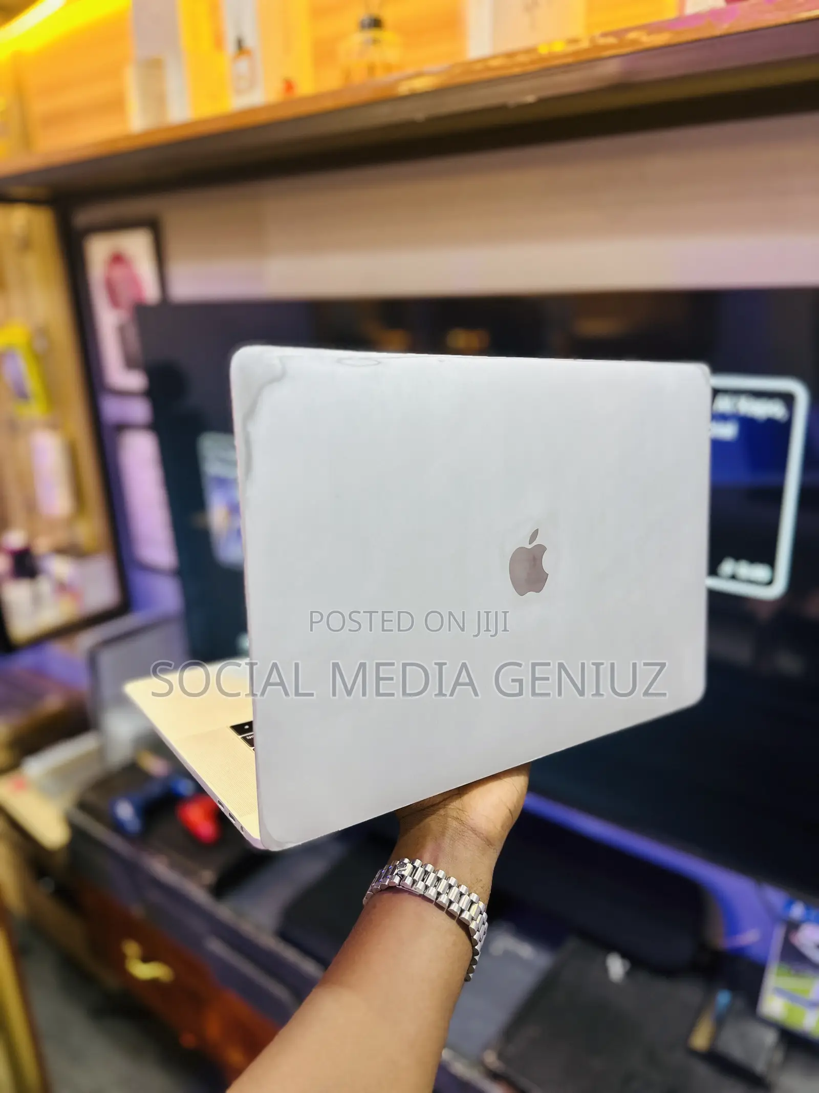 Laptop Apple MacBook Pro 2018 16GB Intel Core i7 SSD 512GB