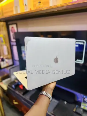 Laptop Apple MacBook Pro 2018 16GB Intel Core i7 SSD 512GB