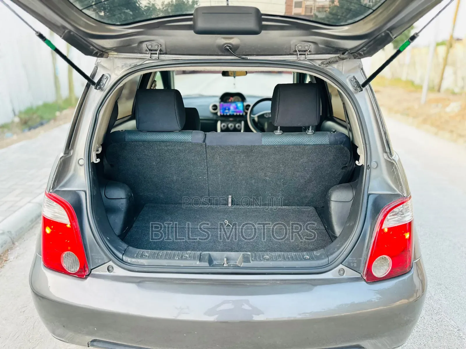 Toyota IST 2003 Gray