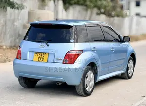 Toyota IST 2007 Blue