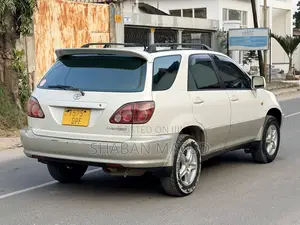 Toyota Harrier 2.2 16V 2003 Beige