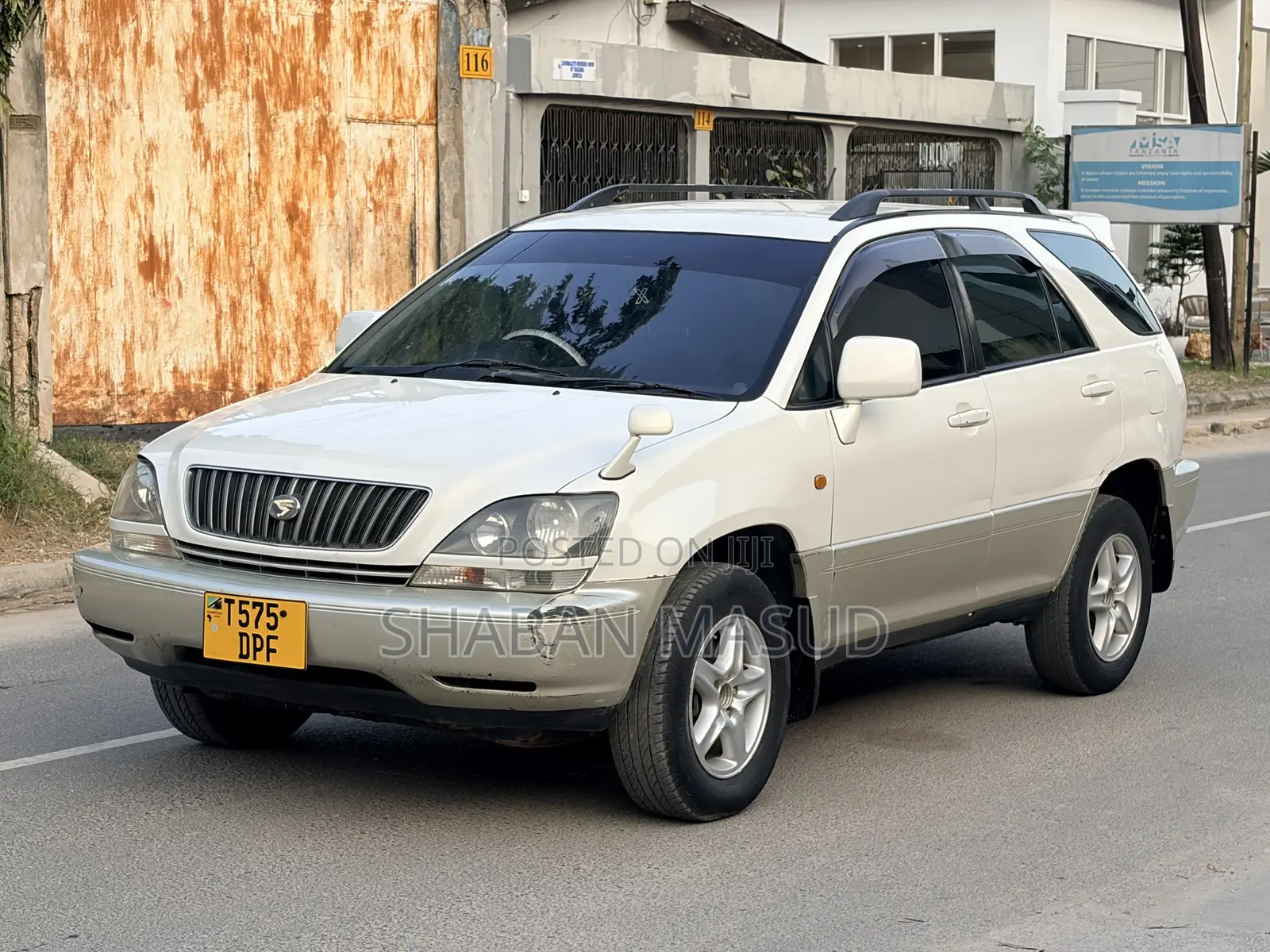 Toyota Harrier 2.2 16V 2003 Beige