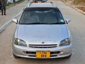 Toyota Starlet 1999 Gray