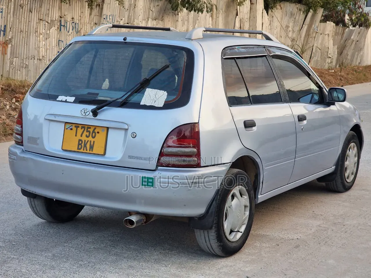Toyota Starlet 1999 Gray