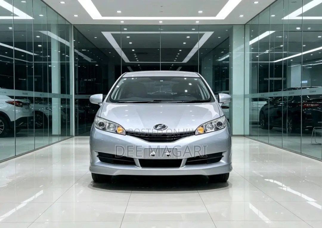 Toyota Wish 2011 Silver