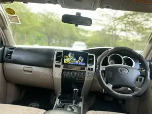 Toyota Hilux Surf 2004 White
