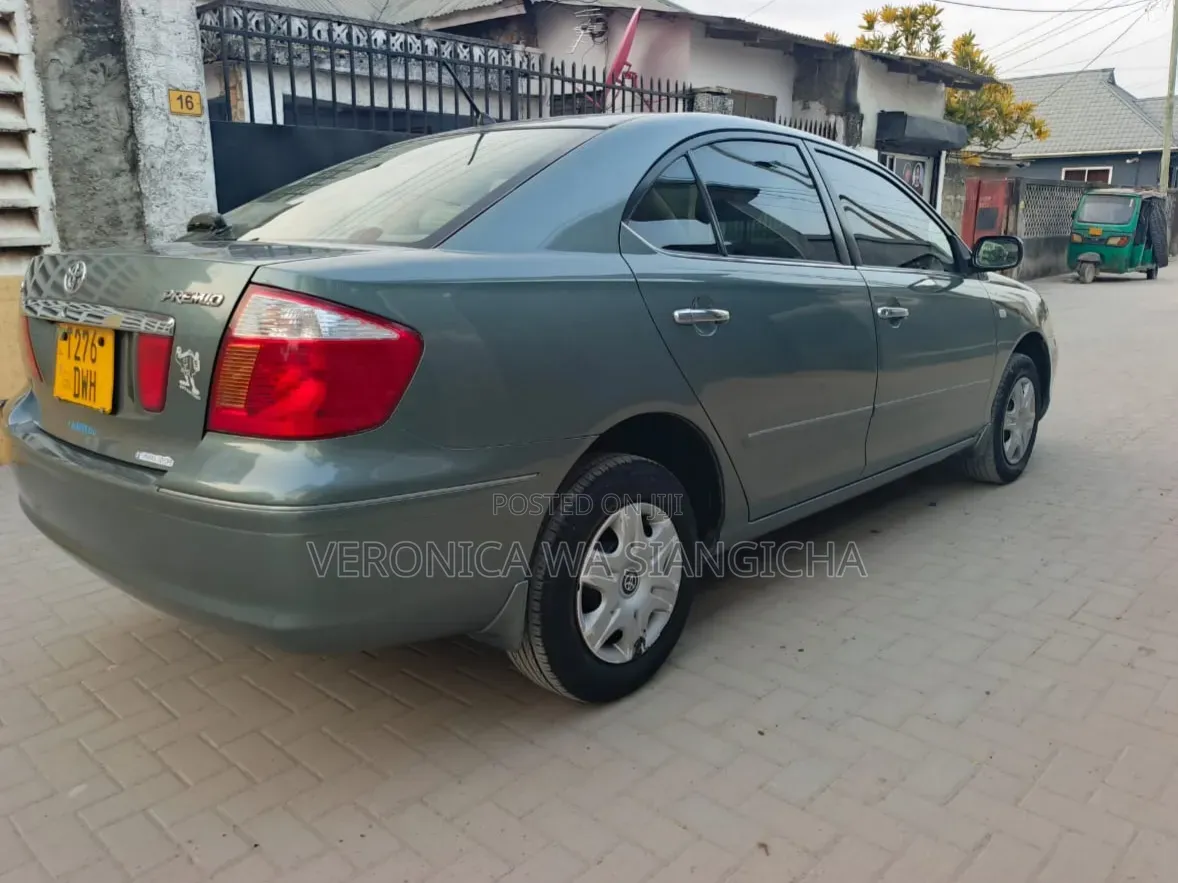 Toyota Premio 2001