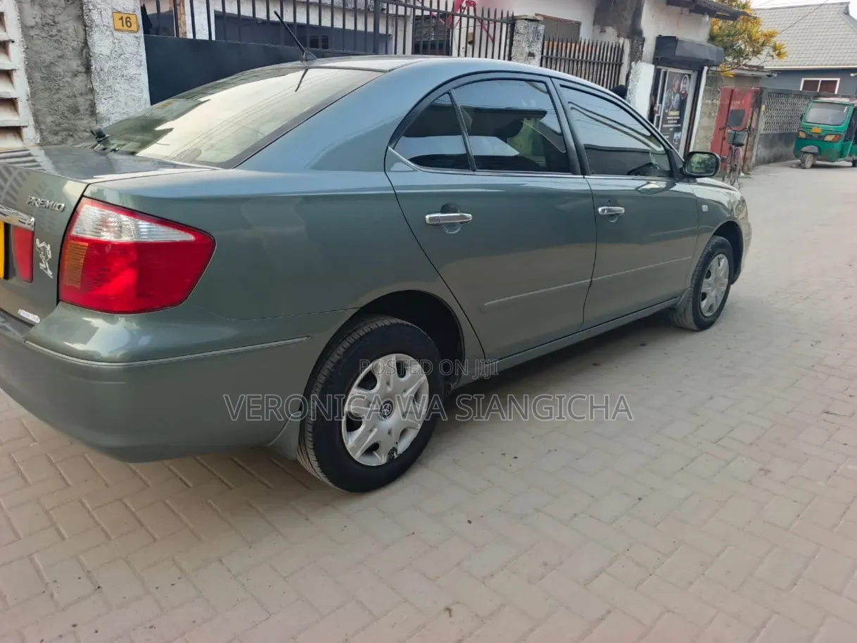 Toyota Premio 2001