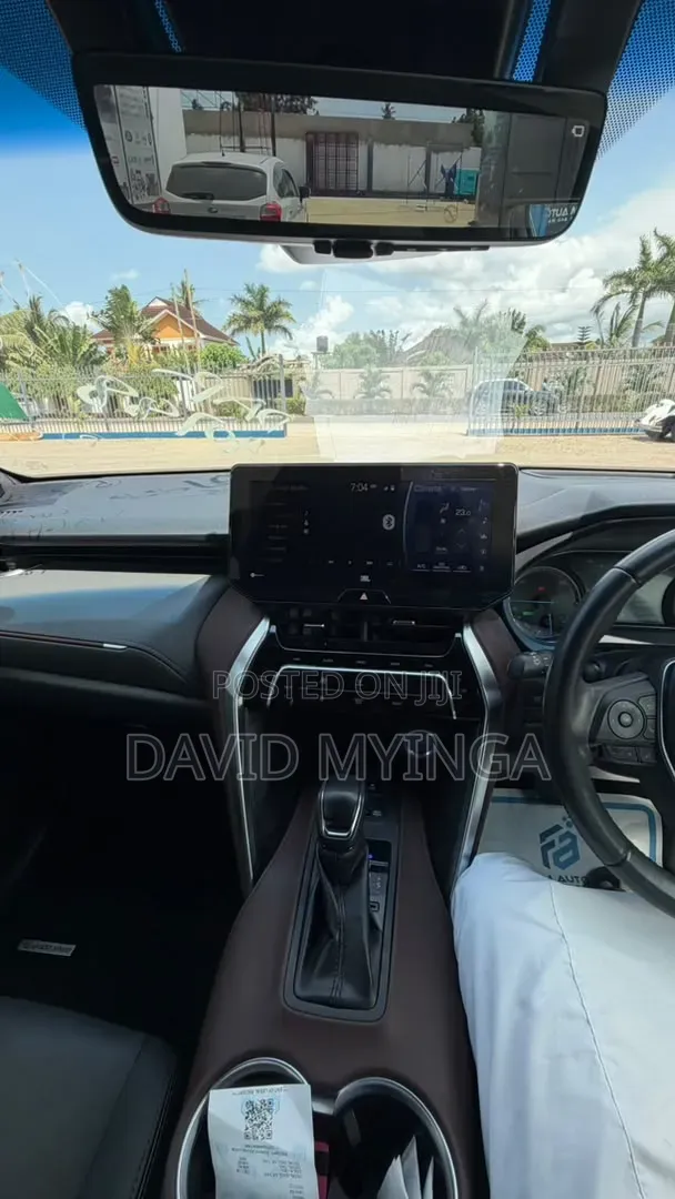 Toyota Harrier 2022 Black