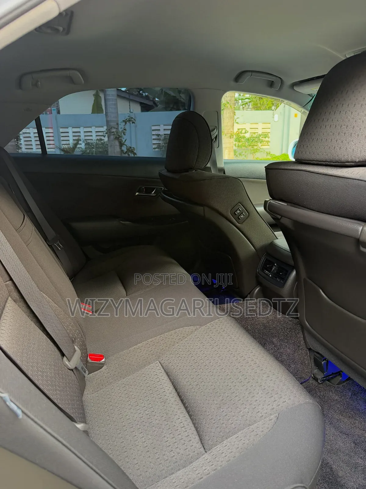 Toyota Crown 2009 White
