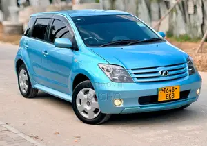 Toyota IST 2006 Blue