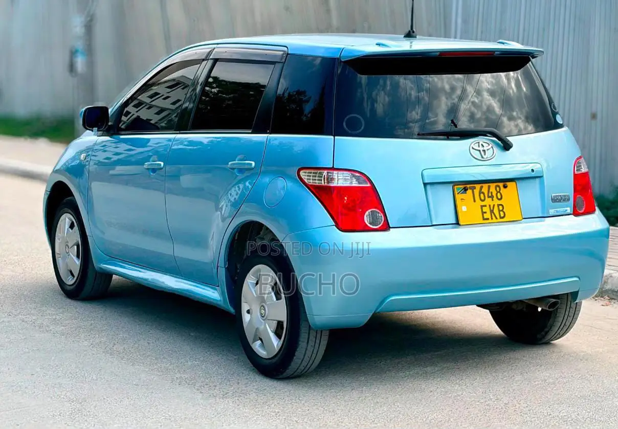 Toyota IST 2006 Blue
