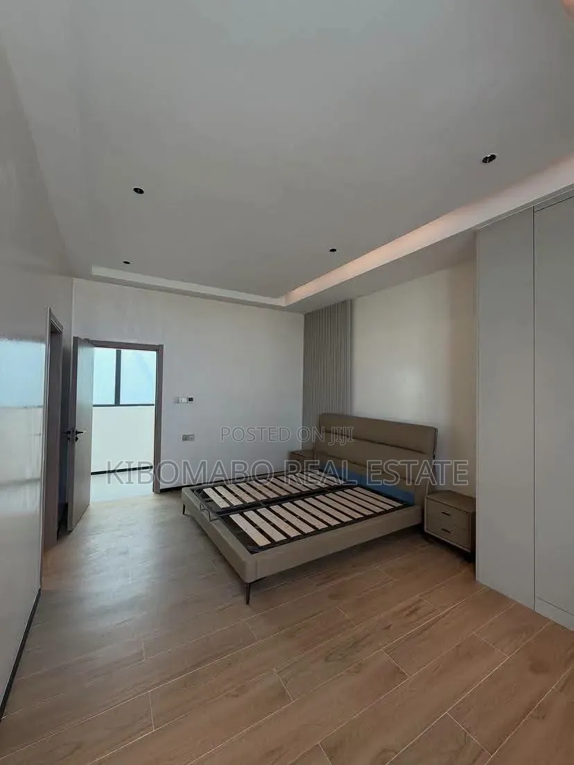Furnished 4bdrm Penthouse in Masaki for rent
