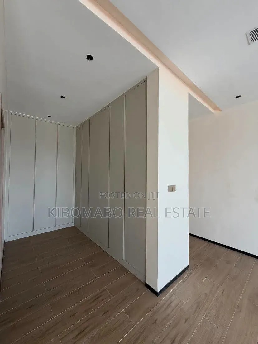 Furnished 4bdrm Penthouse in Masaki for rent