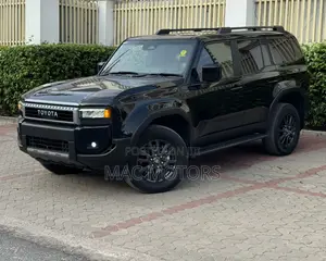 Toyota Land Cruiser Prado 2024 Black