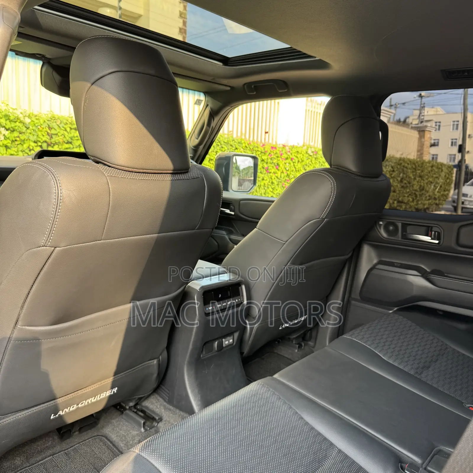 Toyota Land Cruiser Prado 2024 Black