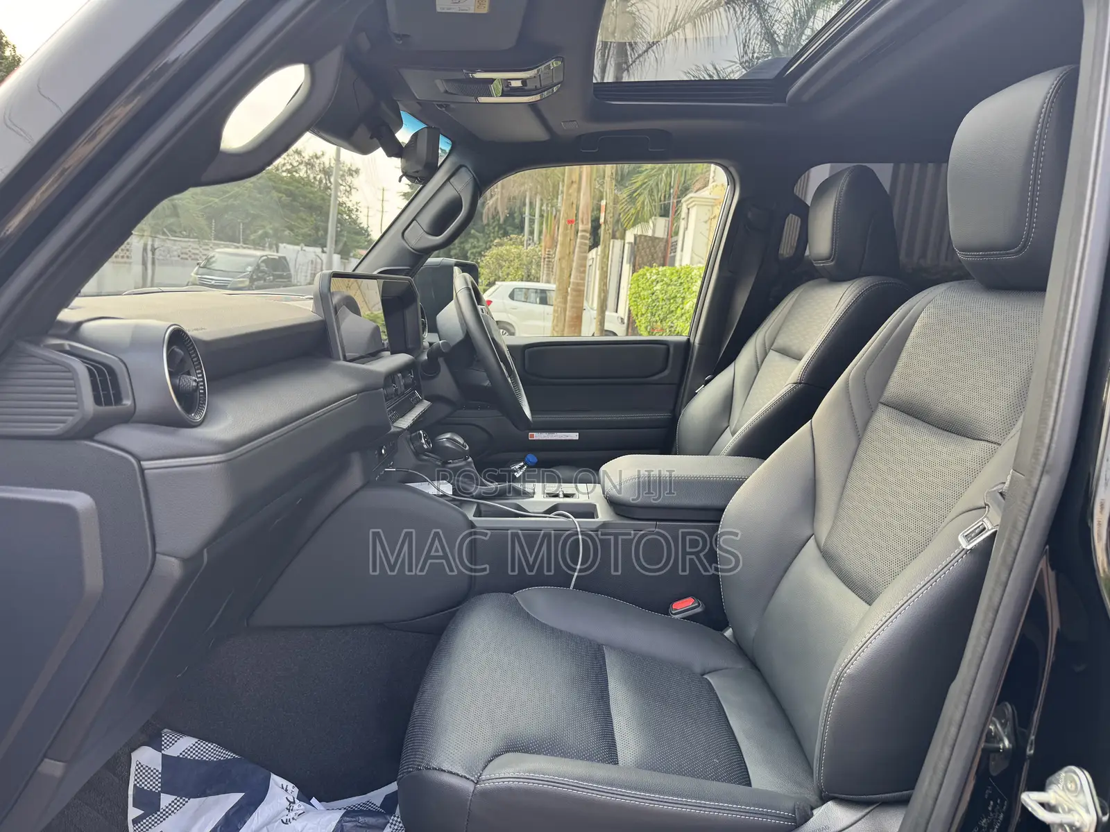 Toyota Land Cruiser Prado 2024 Black