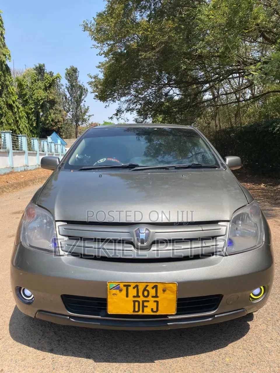 Toyota IST 2004 Gray