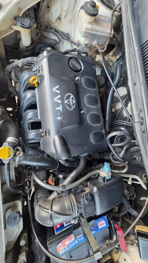 Toyota IST 2005 White