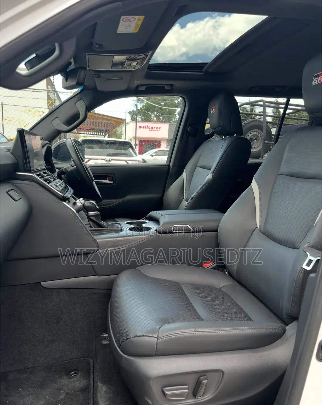 Toyota Land Cruiser 2024 White