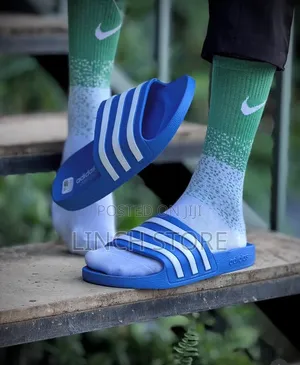 Adidas Adilette Slides
