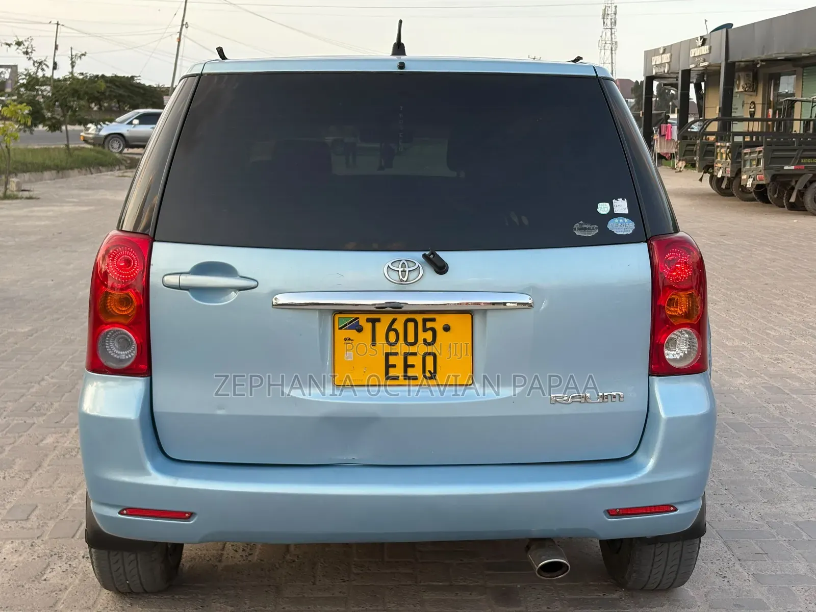 Toyota Raum 2006 Blue