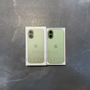 New Apple iPhone 17 256 GB Green