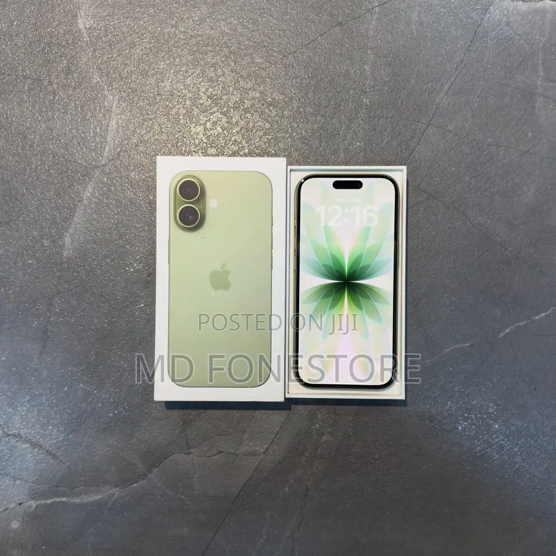 New Apple iPhone 17 256 GB Green