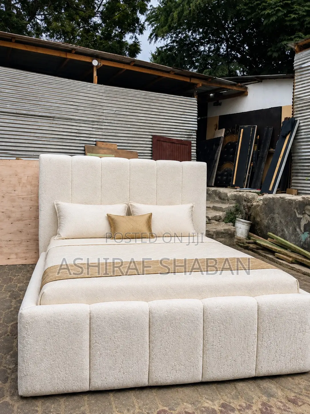 Ofa Maalum! Kitanda Cha Kisasa – TSH 350,000 Tu Ubora Wa Hali