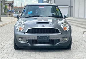 Mini Cooper 2010 Gray
