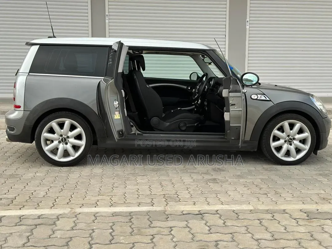 Mini Cooper 2010 Gray