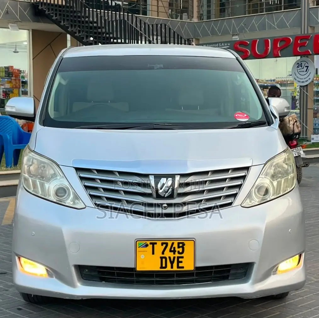 Toyota Alphard 2009 Silver