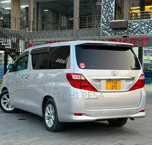 Toyota Alphard 2009 Silver