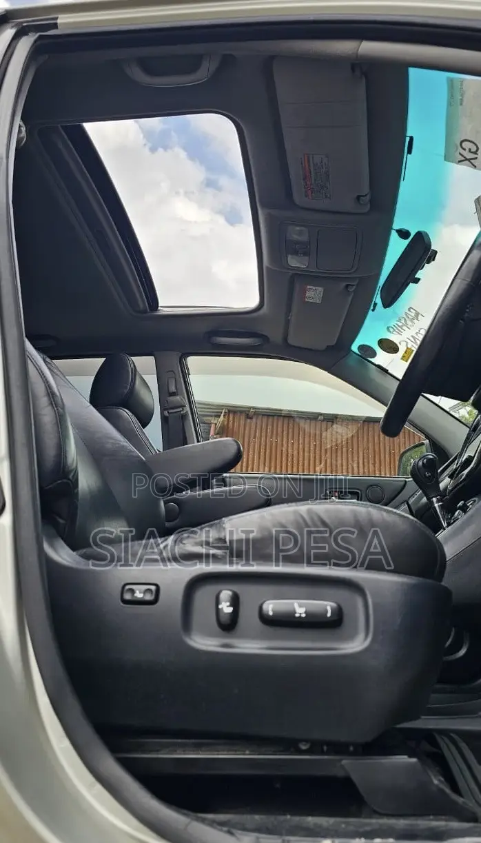 Toyota Kluger 2004 Black