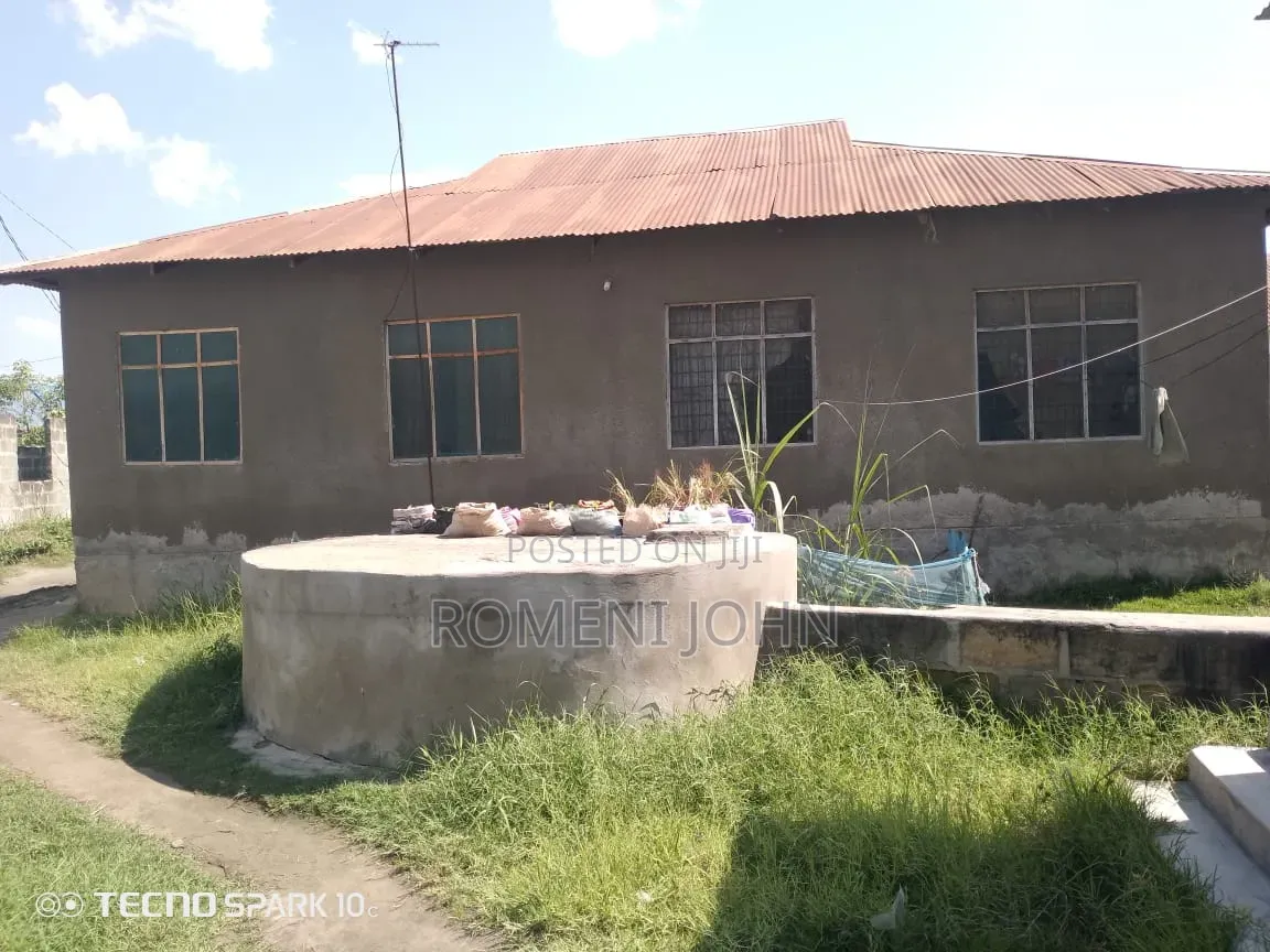 6bdrm House in Tanzania Daresalaam., Ilala for sale