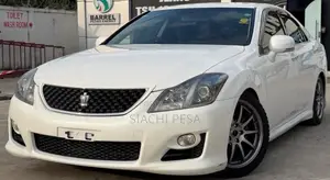 Toyota Crown 2009 White
