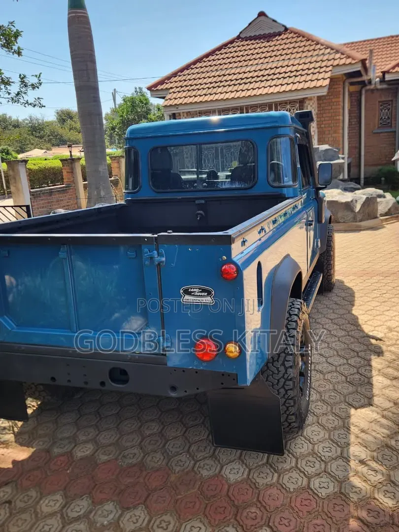 Land Rover Defender 2010 Blue