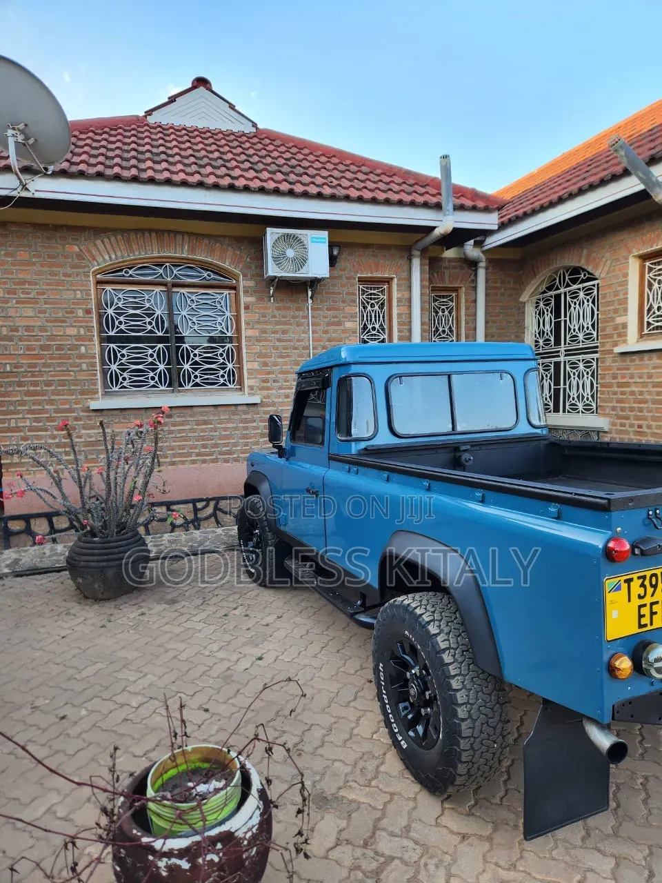 Land Rover Defender 2010 Blue