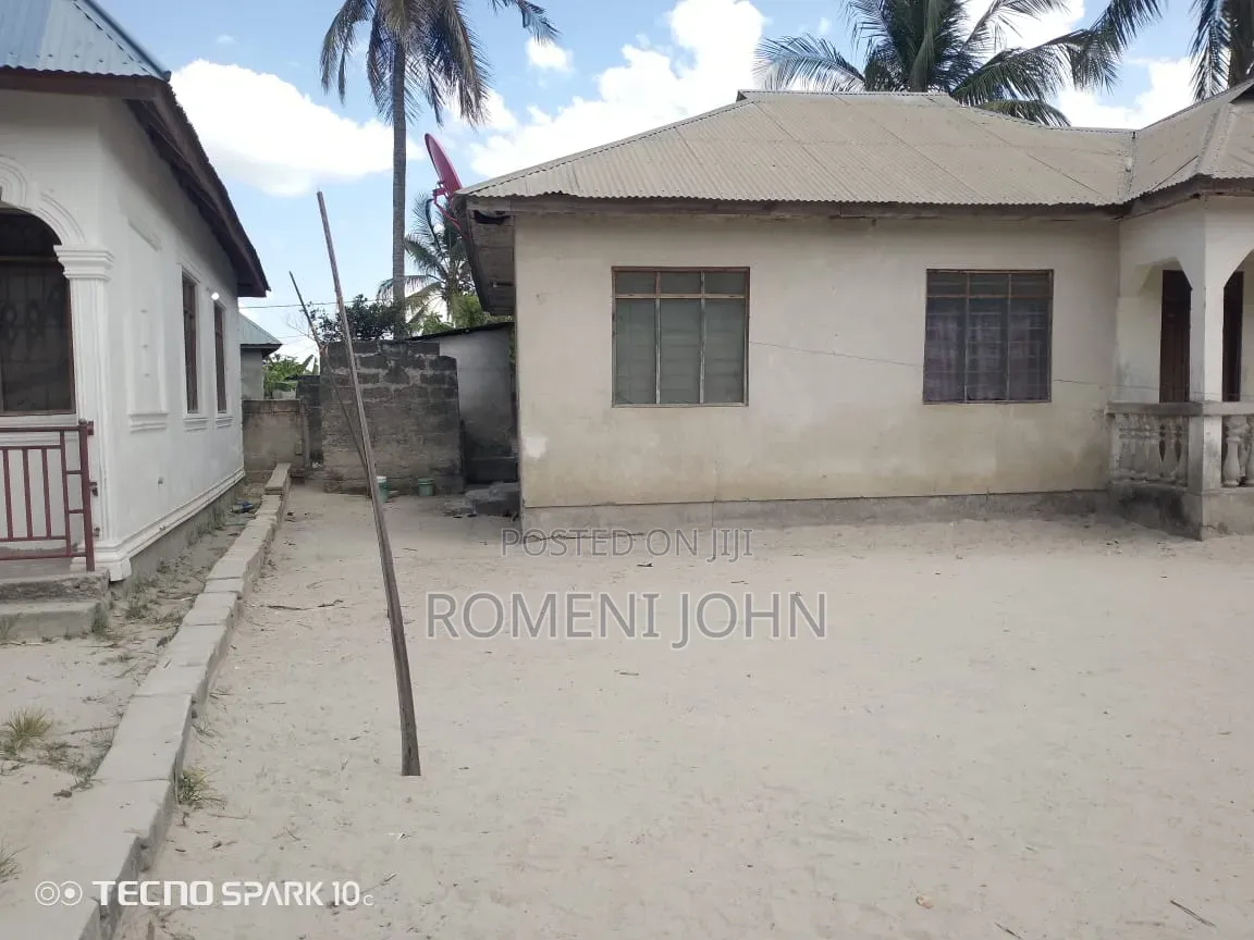 4bdrm House in Tanzania Daresalaam., Ilala for sale